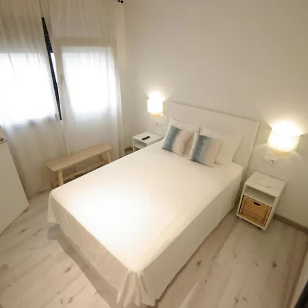 Livingtarifa La Orilla Apartment *